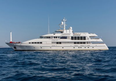 PEGASUS-1997-52.25m-171′-5″-Luxury-Tri-Deck-Steel-Motor-Yacht-for-charter-YachtDealz5