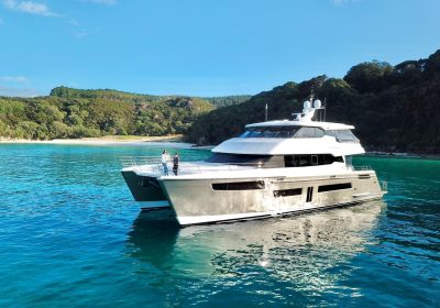 RUA-MOANA-is-a-26.2m-8511-Performance-Luxury-Catamaran-Motor-Yacht-for-charter-YachtDealz10