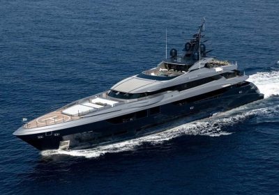 SARASTAR-is-a-60.22m-197-722-Ultra-Sporty-Luxury-Motor-for-charter-YachtDealz6