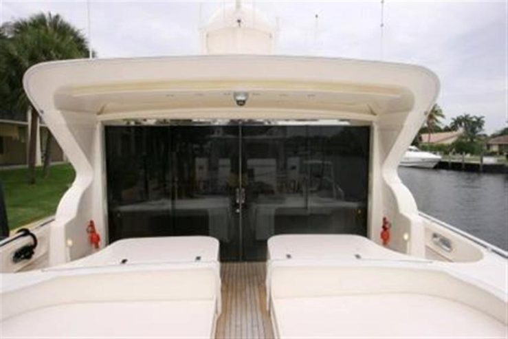 SKS | 2001 88ft (27m) Luxury Motor Yacht built by Italian shipyard Leopard Yachts