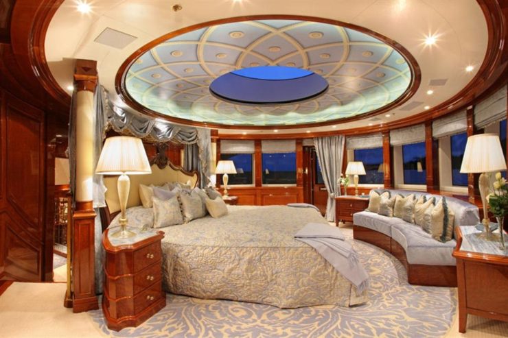 ST DAVID | 2008 60m (196′ 10″) Luxury Tri-Deck Steel Motor Yacht from renowned Italian shipyard BENETTI