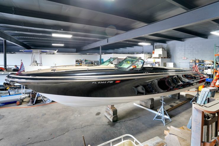 The Dude Abides | 2015 28ft (8.53m) High Performance Luxury Superyacht Tender / Day boat built by Chris-Craft