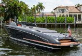 Tini | 2013 27ft (8m) Superyacht tender / day boat built by Italian shipyard Riva