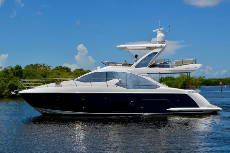 Vivere | 2016 50ft (15m) Motor Yacht built by Italian shipyard Azimut Yachts