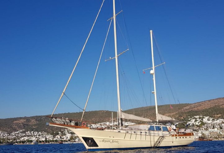 AEGEAN SCHATZ | 2006 30m (98′) Traditional Wood Gulet Motor Sail Yacht