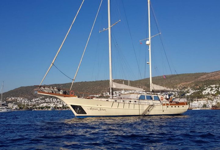 AEGEAN SCHATZ | 2006 30m (98′) Traditional Wood Gulet Motor Sail Yacht