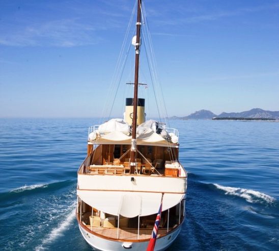 ALICIA | 1930 51m (167’3″) Classic Flybridge Luxury Steel Motor Yacht from American shipyard Defoe Shipbuilding