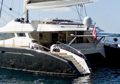 ALLURES-2006-31.09m-102-Carbon-Fiber-Catamaran-for-charter-YachtDealz14