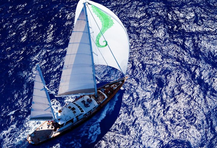 AXIA | 1990 37.5m (123′) Classic Aluminium Sail Yacht from American shipyard Palmer Johnson