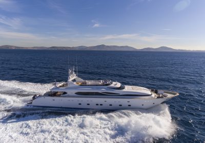 Anasa-2009-35.05m-115′-Luxury-Flybridge-Motor-Yacht-for-charter-YachtDealz1