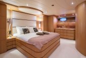 ANASA | 2009 35.05m (115′) Luxury Flybridge Motor Yacht from Italian shipyard Maiora