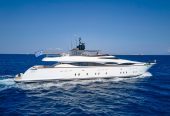 ANASA | 2009 35.05m (115′) Luxury Flybridge Motor Yacht from Italian shipyard Maiora