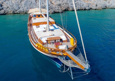 BURC-U-ZAFER-2000-30m-98-Wood-Gulet-Motor-Sail-Yacht-for-charter-YachtDealz23