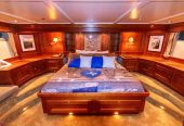 CHANTAL | 1965 36.75m (120’5″ ) Classic Luxury Steel Motor Yacht from South African shipyard Global Engineering