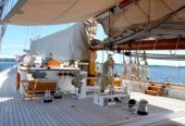 COLUMBIA | 2014 43.03m (141’1″ ) Modern Luxury Steel Schooner Sail Yacht from American shipyard Eastern Shipbuilding