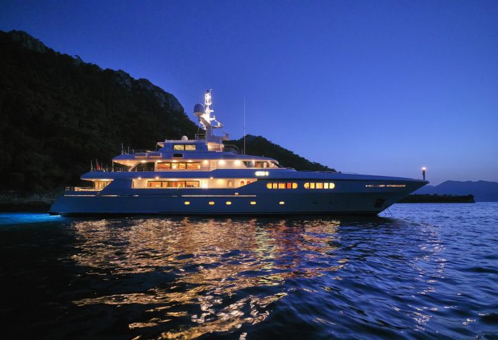 Elena V | 2004 49.9m (163’9″) Tri-Deck Steel Motor Yacht from Italian shipyard CODECASA