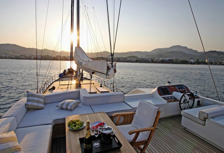 GETAWAY | 2009 36.2m (118’7″ ) Custom Wood Gulet Sail Yacht from Turkish shipyard Mural Yachts