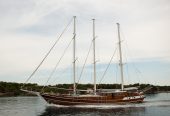 GULET DOLCE VITA | 2005 34m (112′) Classic Style Gulet Wood Sail Yacht