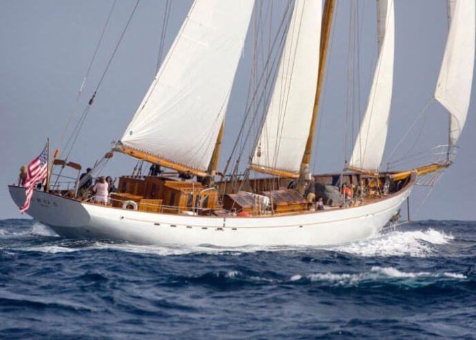 HALCYON | 1929 28.96m (95′) Classic Cruising Sail Yacht from British shipbuilder John Thornycroft