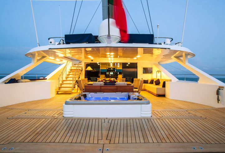 HUTIANE | 2011 32.44m (106’4″ ) Luxury Aluminium Catamaran Sail Yacht from Italian shipyard Cuneo Marine