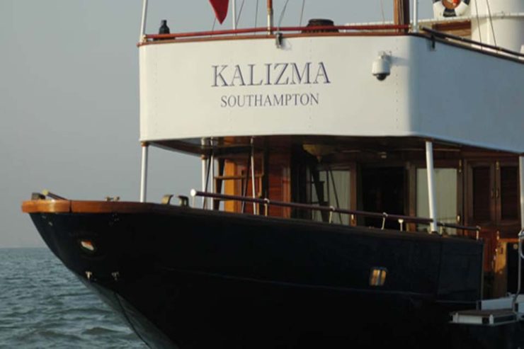 KALIZMA | 1906 50.29m (164’9″ ) Classic Tri-Deck Luxury Steel Motor Yacht from British shipyard Ramage & Ferguson