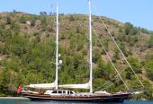 KAYA GUNERI V | 2009 39.5m (130′) Classic Style Wood Gulet Sail Yacht from Turkish shipyard BODRUM