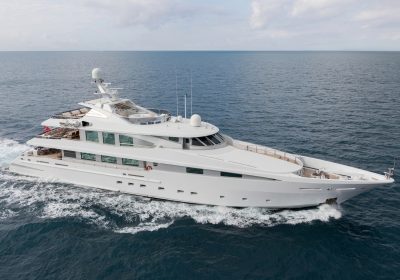 LA-TANIA-2001-49m-160922-Tri-Deck-Motor-Yacht-for-charter-YachtDealz16