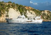 Monara | 1969 26m (85ft) Classic Motor Yacht built by Dutch shipyard Feadship