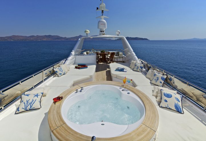 O’RION | 2004 41m (134’6″) Luxury Tri-Deck Motor Yacht from Italian shipyard Siar Moschini