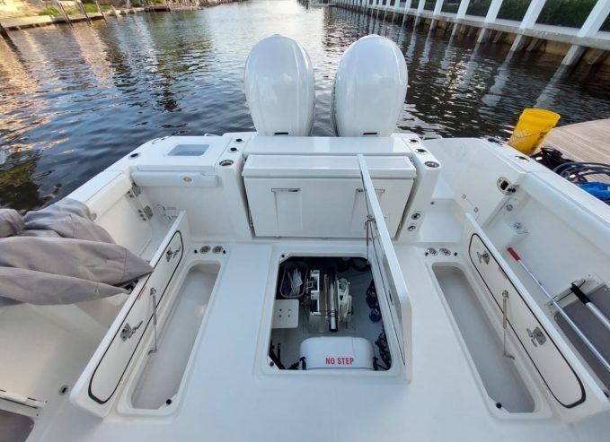 Pursuit S 358 | 2022 35ft (10.67m) Versatile Superyacht Tender or Day Boat built by Pursuit Boats