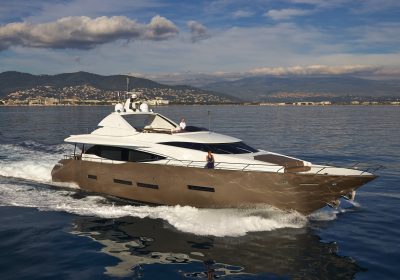 QUANTUM-2007-28.41m-93-Luxury-Motor-Yacht-for-charter-YachtDealz19