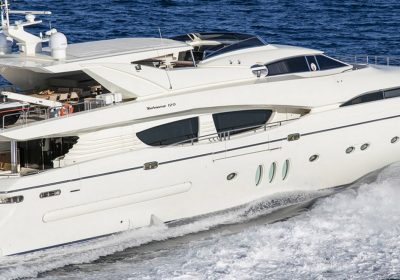 RINI-V-2009-36.58m-120-Flybridge-Moor-Yacht-for-charter-YachtDealz20