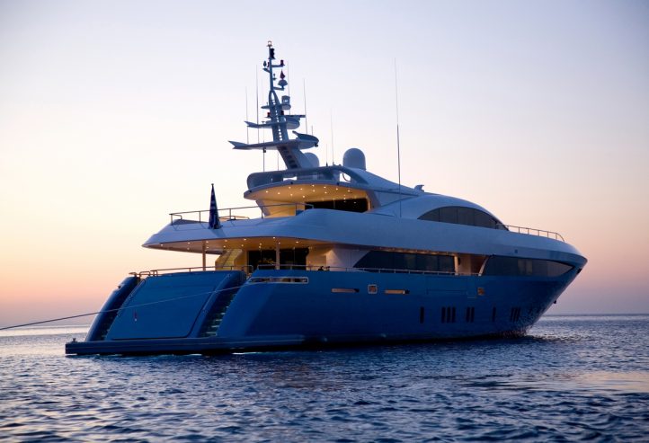 SEA WOLF | 2008 41.56m (136’4″) Performance Aluminium Luxury Motor Yacht from Italian shipyard Mondomarine