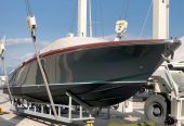 SM ART | 2016 33ft (10m) Aquariva Super Day Boat built by Italian shipyard RIVA