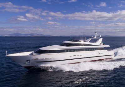 SOLE-DI-MARE-2000-36m-118-Flybridge-Motor-Yacht-for-charter-YachtDealz20