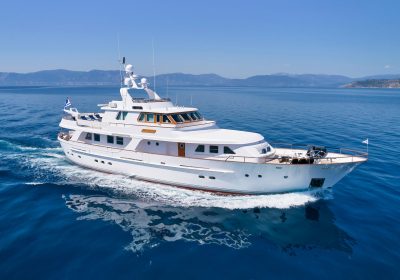 SUNCOCO-1992-31.52m-103422-Luxury-Steel-Motor-Yacht-for-charter-YachtDealz18