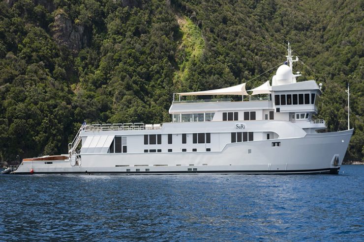 SURI | 1978 63.4m (208′) Luxury Tri-Deck Explorer Steel Motor Yacht from American shipyard Halter Marine