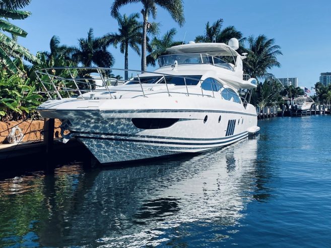 Sylvia VI | 2011 70′ (21.34m) Luxury Flybridge Performance Motor Yacht built by Italian shipyard Azimut