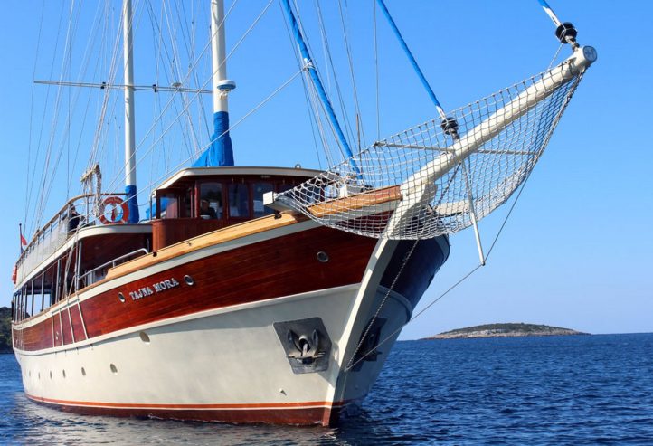 TAJNA MORA | 2007 31m (102′) Custom Traditional Wood Gulet Sail Yacht