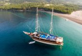 TAJNA MORA | 2007 31m (102′) Custom Traditional Wood Gulet Sail Yacht