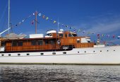 TIMELESS | 1947 24m (78’9″) Classic Cruising Motor Yacht built by American industrialist John Trumpy