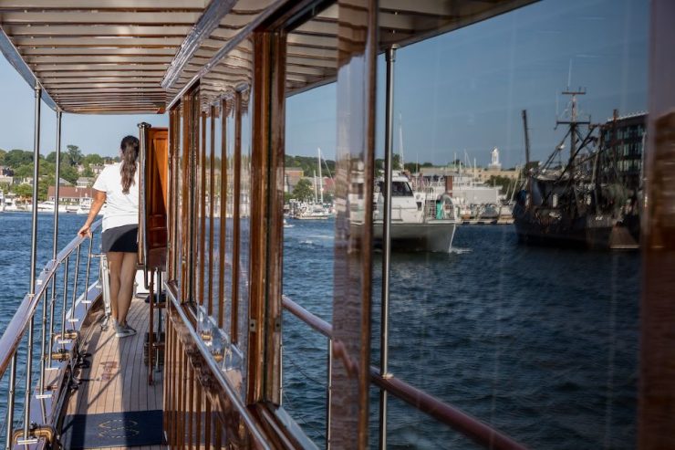 TIMELESS | 1947 24m (78’9″) Classic Cruising Motor Yacht built by American industrialist John Trumpy