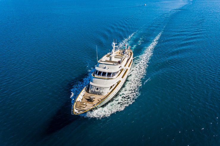 TO JE TO | 1981 34.8m (114’1″ ) Classic Luxury Steel Motor Yacht from Italian shipyard Benetti