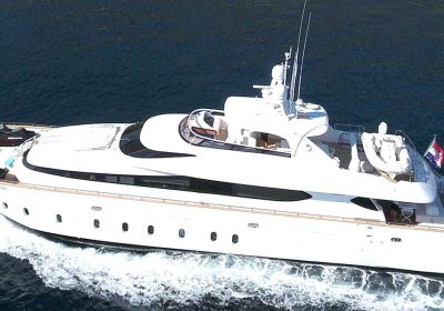 TUSCAN-SUN-2008-32.5m-106622-Flybridge-Motor-Yacht-for-charter-yachtDealz17