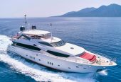 WHITE PEARL I | 2010 33.91m (111’2″ ) Performance Flybridge Motor Yacht from British shipyard Sunseeker