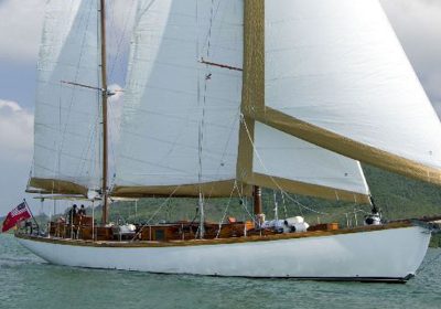 AVENTURE-2011-29m-95122-Sail-Yacht-for-charter-YachtDealz11