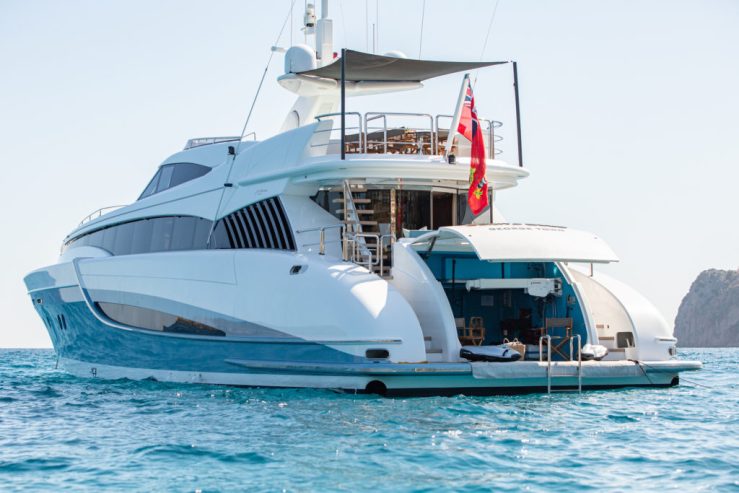 BENITA BLUE | 2005 33.7m (110’5″) Fast Luxury Motor Yacht from Australian shipyard EVOLUTION YACHTS