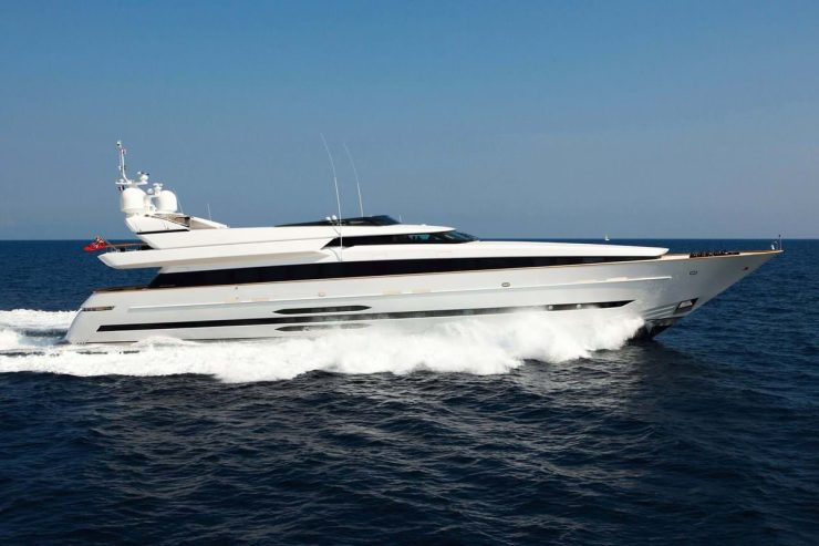 BLINK | 2009 41m (135ft) High Performance Flybridge Motor Yacht built by Italian shipyard Cantieri di Pisa