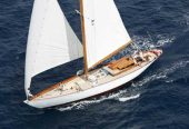 Blue Peter | 1930 20m (65’7″) Classic Cruiser Racer Sailing Yacht from British boat builder W. King & Sons