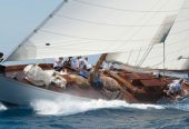 Blue Peter | 1930 20m (65’7″) Classic Cruiser Racer Sailing Yacht from British boat builder W. King & Sons